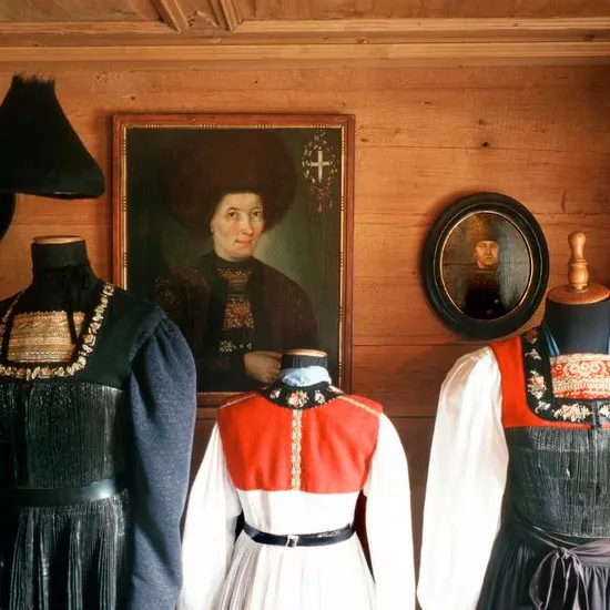 tracht-angelika-kauffmann-museum-schwarzenberg-_c_ChristophLingg.jpg