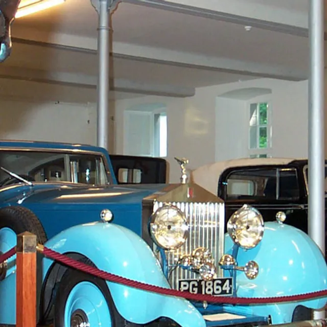 Rolls-Royce-Museum1310_c_rolls-royce-museum.jpg