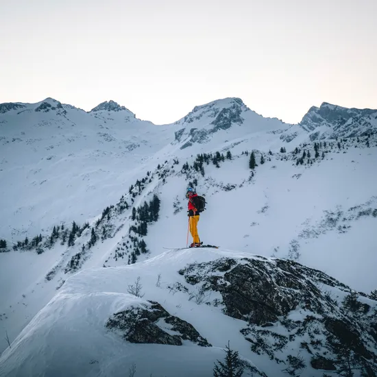 Skitouren-in-Damuels-_c_-Lukas-Holland---Damuels-Faschina-Tourismus-_17_.jpg