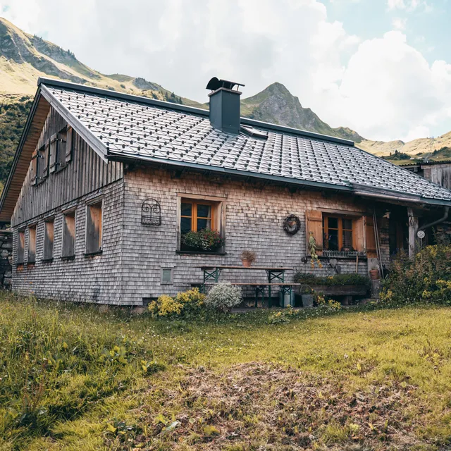 Alpe-Tiefenwald-in-Faschina-_c_-Robert-Bohnke---Damuels-Faschina-Tourismus.jpg